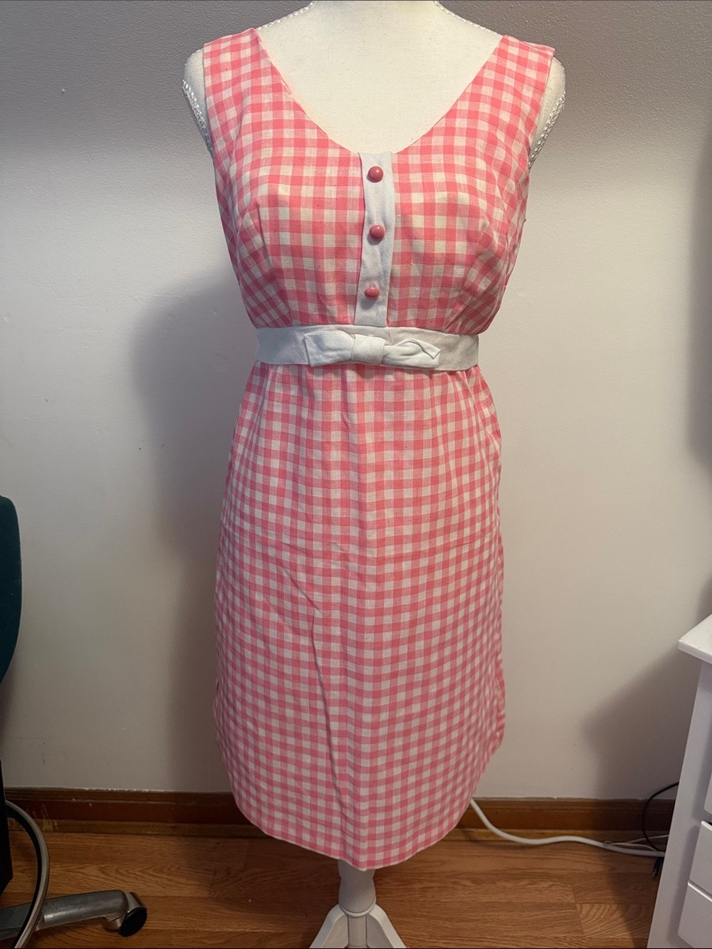 VINTAGE handmade Sleeveless Pink Gingham Belted Dress - Picture 2 of 10